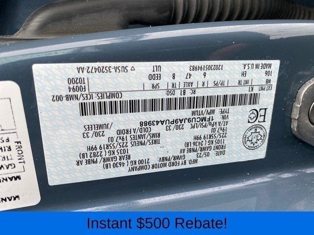 Ford Escape Platinum AWD 2023