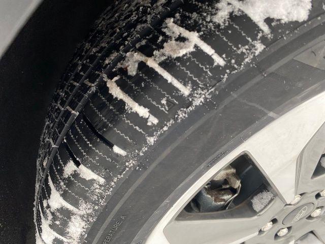 Ford Escape Platinum AWD 2023