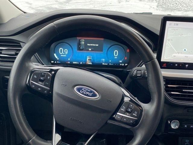 Ford Escape Platinum AWD 2023