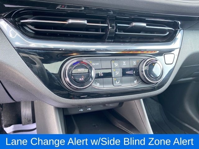 Buick Envista Sport Touring 2025