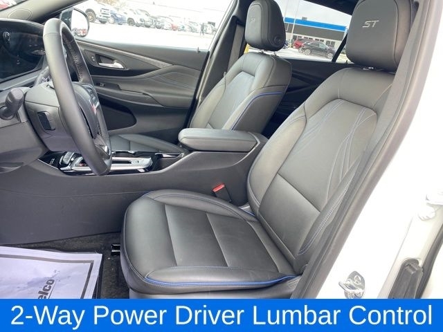 Buick Envista Sport Touring 2025