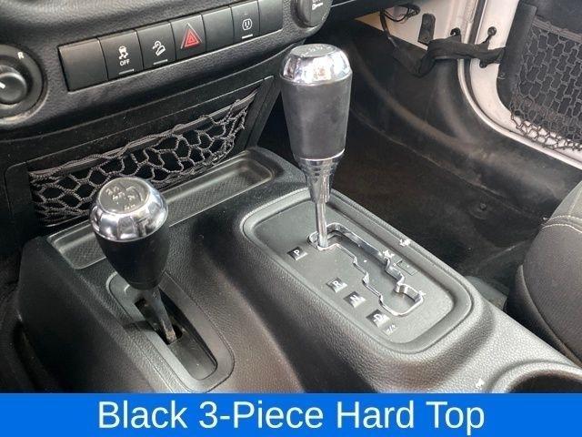 Jeep Wrangler Unlimited Sahara 4WD 2016