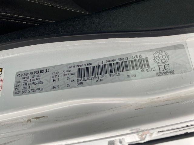 Jeep Wrangler Unlimited Sahara 4WD 2016