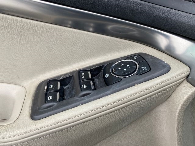 Ford Explorer Base 4WD 2014