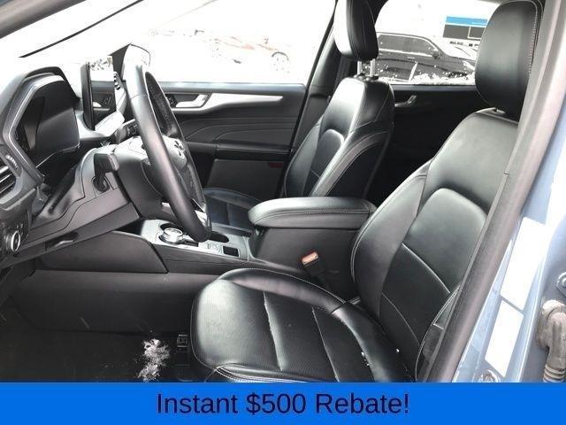 Ford Escape Platinum AWD 2023