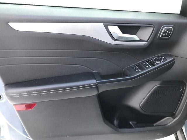 Ford Escape Platinum AWD 2023