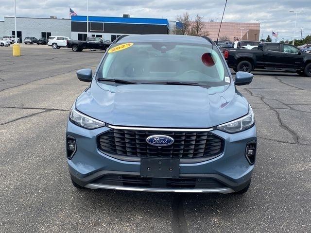Ford Escape Platinum AWD 2023