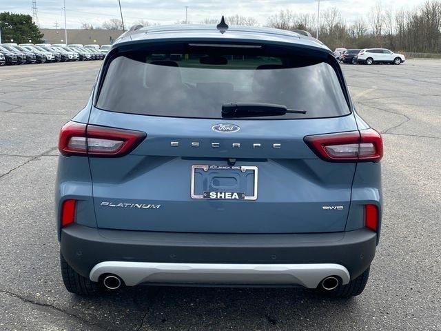 Ford Escape Platinum AWD 2023