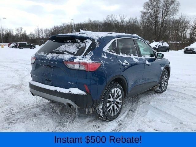 Ford Escape Titanium 4WD 2022