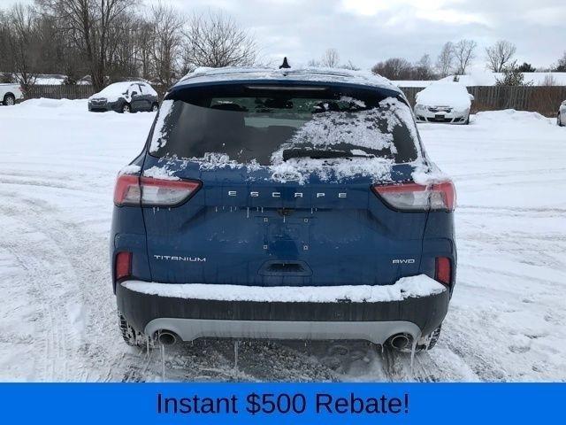 Ford Escape Titanium 4WD 2022