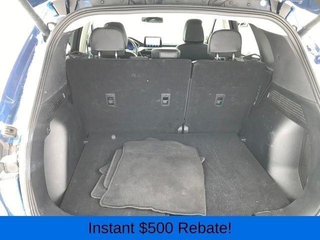 Ford Escape Titanium 4WD 2022