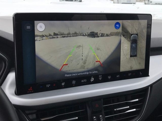 Ford Escape Platinum AWD 2023