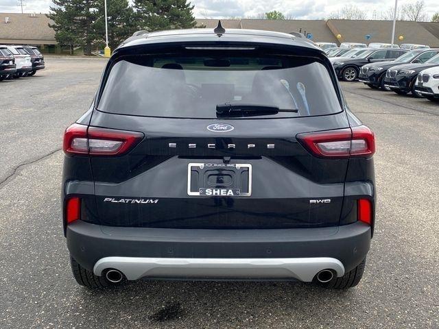 Ford Escape Platinum AWD 2023