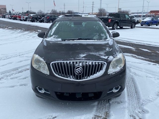 Buick Verano Base 2014