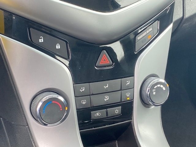 Chevrolet Cruze 1LT 2012