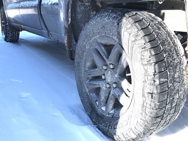 Chevrolet Silverado 1500 Custom Trail Boss Double Cab 4WD 2019