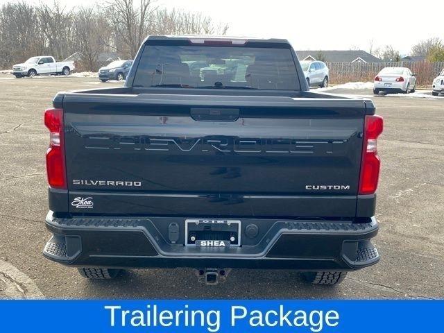 Chevrolet Silverado 1500 Custom Trail Boss Double Cab 4WD 2019