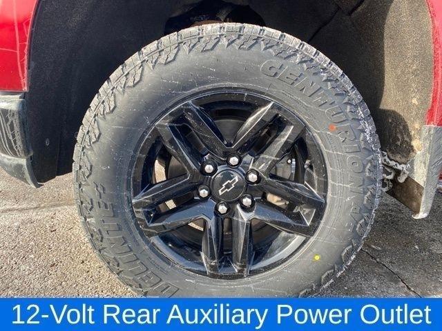 Chevrolet Silverado 1500 LT Trail Boss Crew Cab 4WD 2021