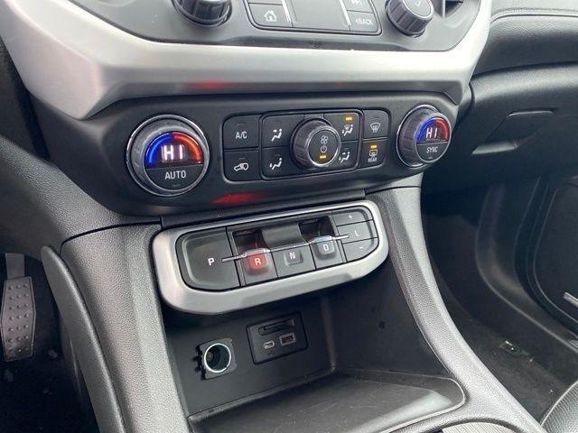 GMC Acadia SLT AWD 2023