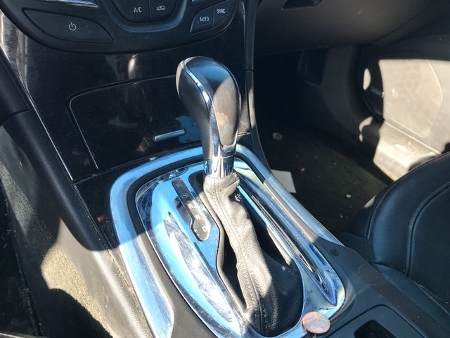 Buick Regal Premium II 2016