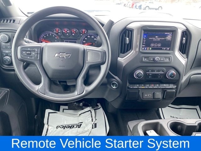 Chevrolet Silverado 1500 Trail Boss Custom Crew Cab 4WD 2022