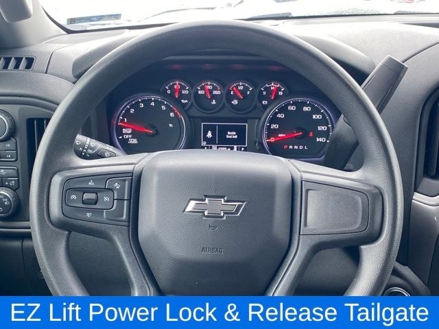 Chevrolet Silverado 1500 Trail Boss Custom Crew Cab 4WD 2022