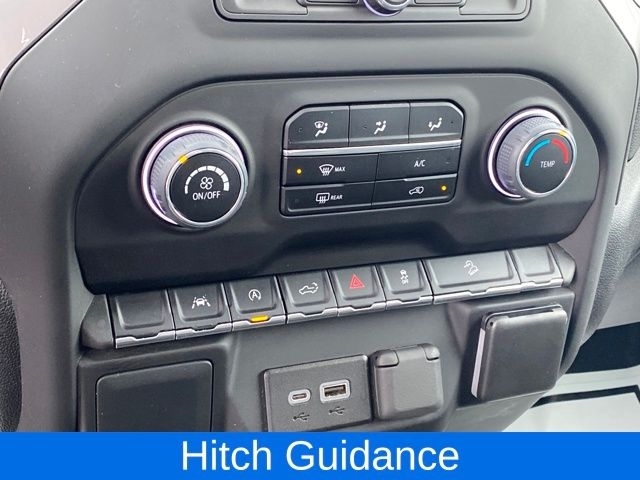 Chevrolet Silverado 1500 Trail Boss Custom Crew Cab 4WD 2022