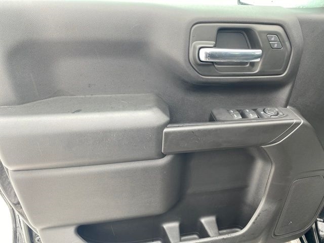 Chevrolet Silverado 1500 Trail Boss Custom Crew Cab 4WD 2022