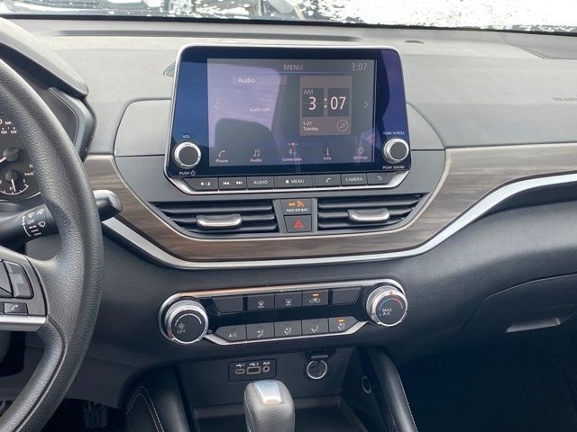 Nissan Altima 2.5 SV 2023