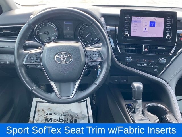 Toyota Camry SE 2023