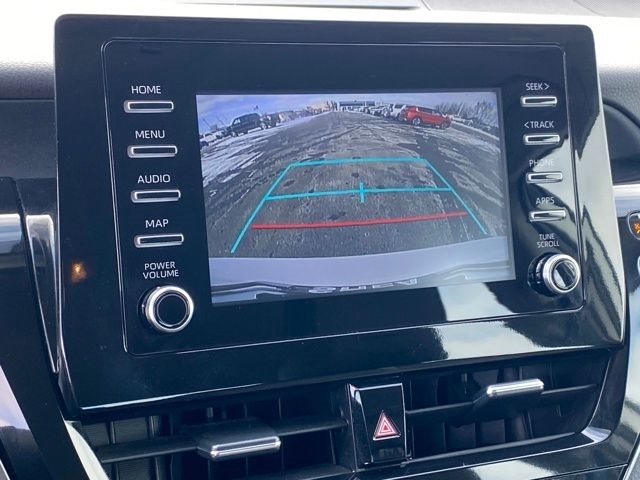 Toyota Camry SE 2023