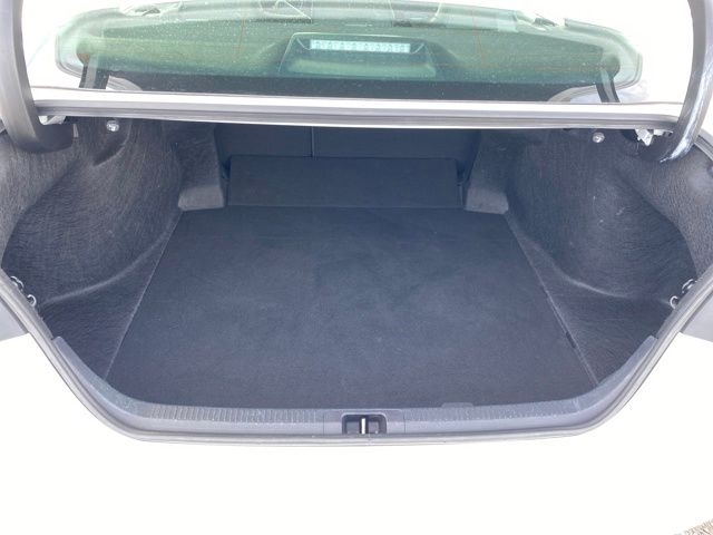 Toyota Camry SE 2023