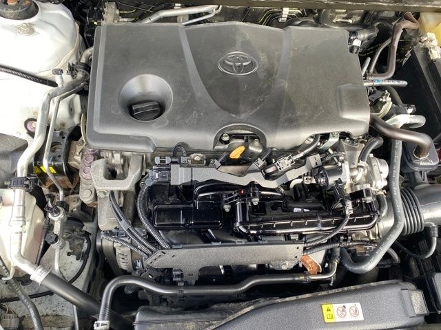 Toyota Camry SE 2023