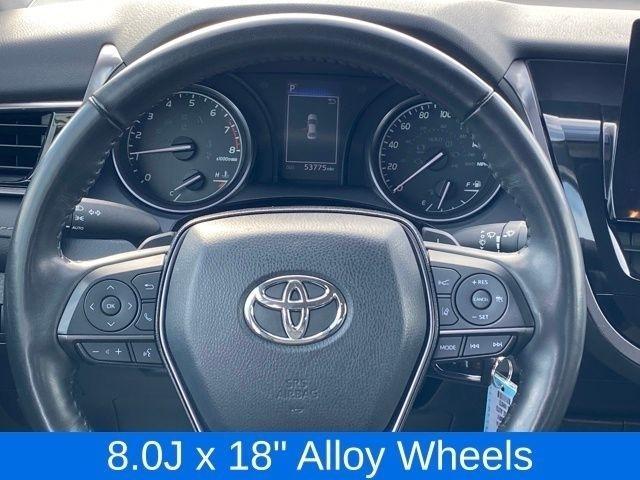 Toyota Camry SE 2023