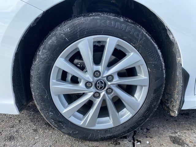 Toyota Camry SE 2023