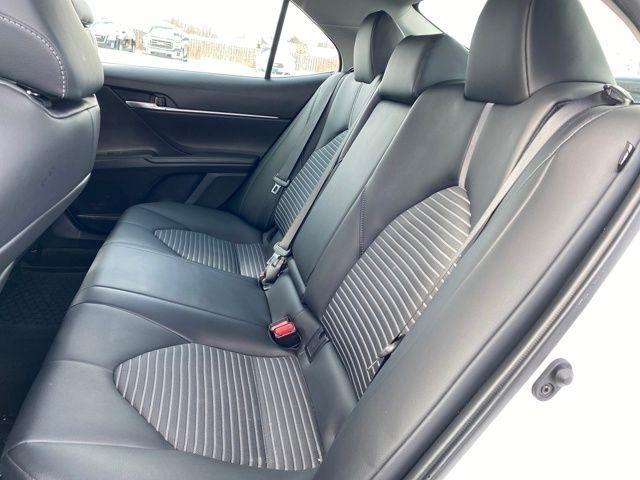 Toyota Camry SE 2023