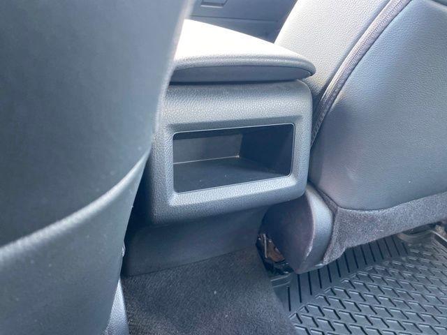 Toyota Camry SE 2023