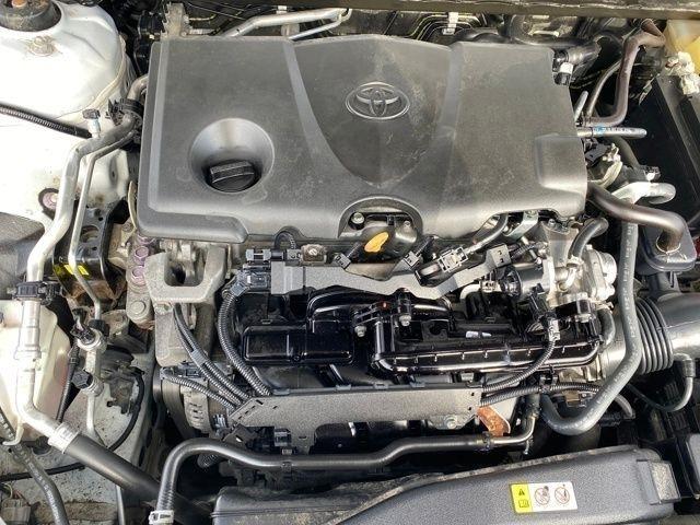 Toyota Camry SE 2023