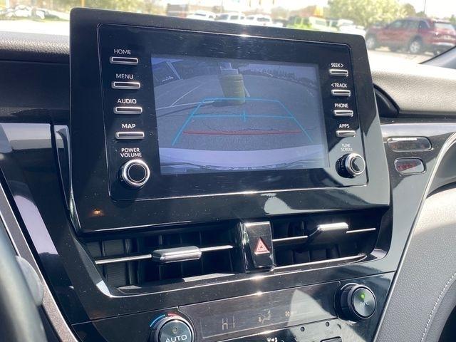 Toyota Camry SE 2023