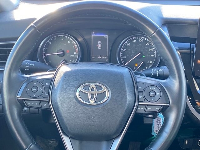 Toyota Camry SE 2023