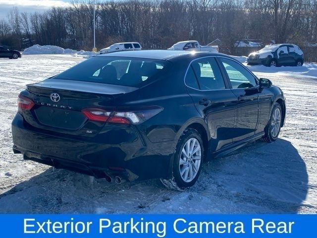 Toyota Camry SE 2023