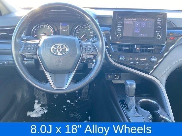 Toyota Camry SE 2023