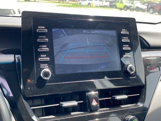 Toyota Camry SE 2023
