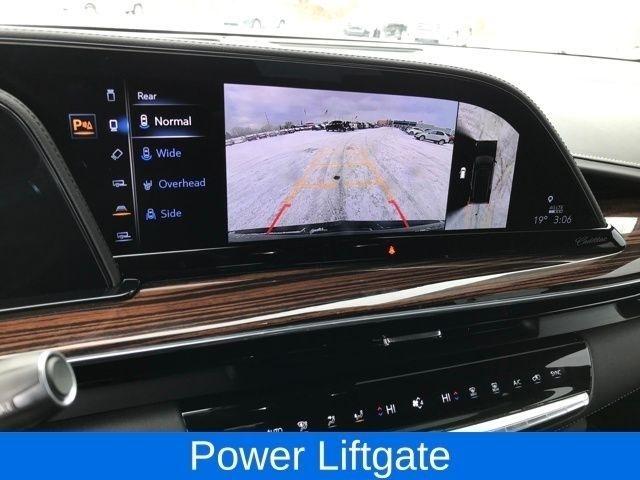 Cadillac Escalade Premium Luxury AWD 2023