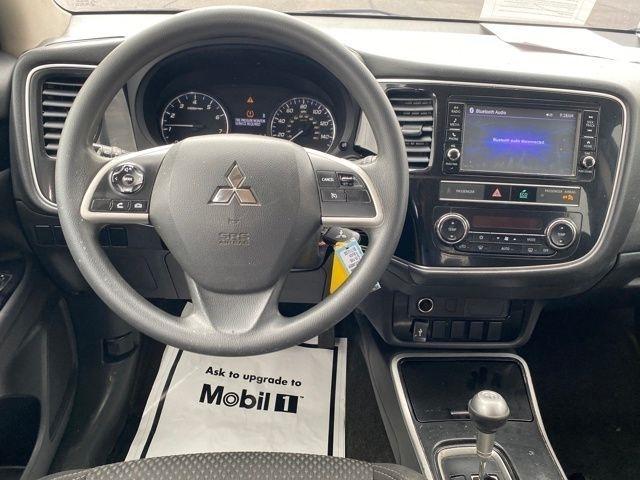 Mitsubishi Outlander ES 2WD 2019