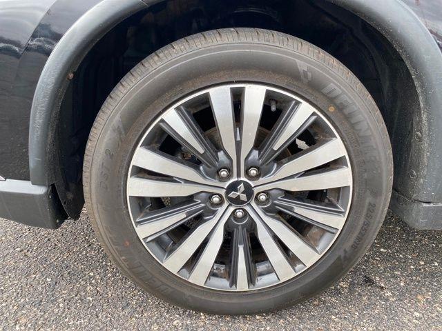 Mitsubishi Outlander ES 2WD 2019