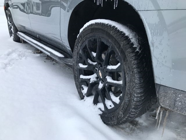 Chevrolet Suburban Premier 4WD 2023