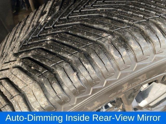 Chevrolet Suburban Premier 4WD 2023