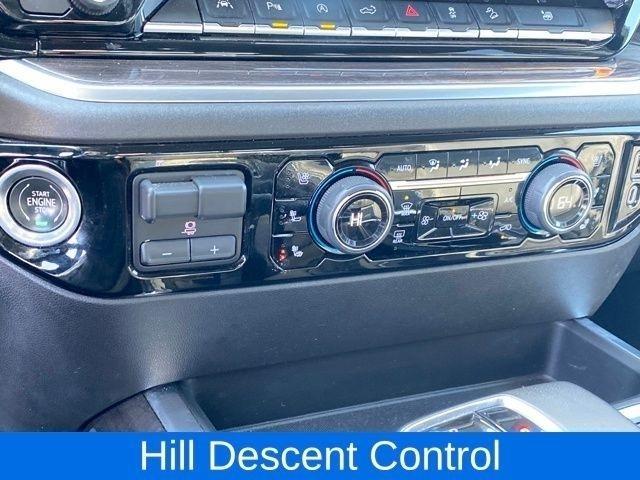 Chevrolet Silverado 1500 LTZ Crew Cab 4WD 2022