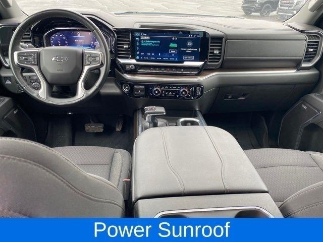 Chevrolet Silverado 1500 RST Crew Cab 4WD 2024